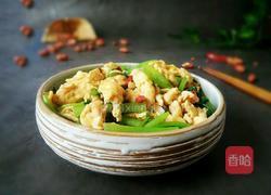 茼蒿炒鸡蛋的做法图解8