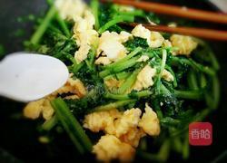 茼蒿炒鸡蛋的做法图解6