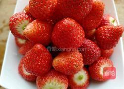 草莓酸奶沙拉的做法图解5