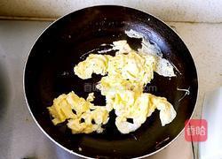 菠菜炒鸡蛋的做法图解7