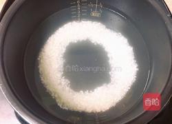 粤式-香菇瘦肉粥的做法图解2