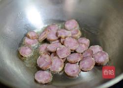 洋葱炒香肠的做法图解3