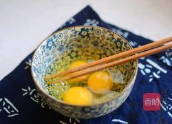 秋葵炒鸡蛋的做法图解2