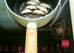 煎香菇片蒸豆腐的做法图解3