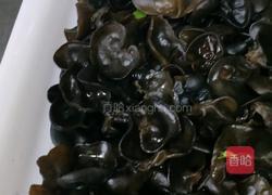 芹菜木耳炒肉丝的做法图解3