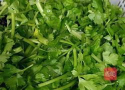 芹菜木耳炒肉丝的做法图解4