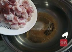 #河北菜#猪肉炖粉条的做法图解4