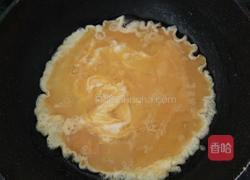 韭菜鸡蛋馅饼的做法图解3
