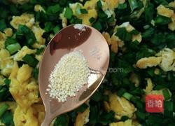 韭菜鸡蛋馅饼的做法图解6