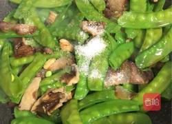 粤式－荷兰豆香菇炒腊肉的做法图解6
