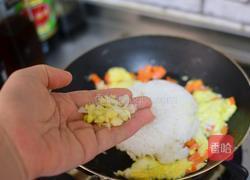 黄瓜蛋炒饭的做法图解10