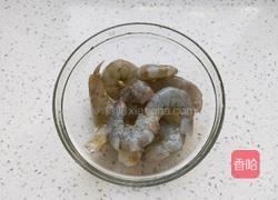 ＃东北＃虾仁炒蒜薹的做法图解3