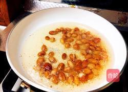 凉拌果仁菠菜的做法图解5