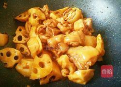 莲藕红焖猪手的做法图解10