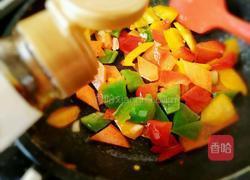 彩椒炒火腿的做法图解3