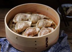 烫面牛肉萝卜蒸饺
