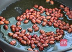 香辣花生米小鱼干的做法图解2