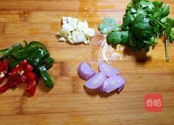 孜然炒鸡心的做法图解2