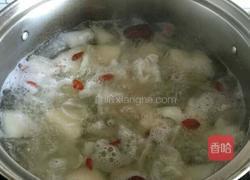 雪梨百合银耳润肺汤的做法图解9