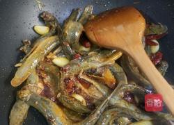 泥鳅炖豆腐的做法图解4