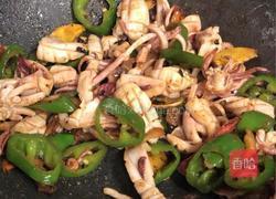 腊味豉椒炒鲜鱿的做法图解8