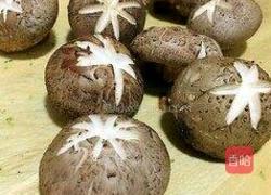 耗油西蓝花的做法图解1