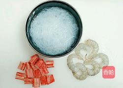蒜蓉粉丝蟹柳蒸虾的做法图解2