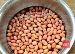 自制酒鬼花生米的做法图解1