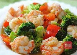 虾仁爆炒西蓝花的做法图解4