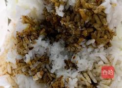 酱油炒饭的做法图解2