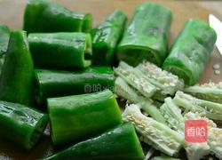 生煎虎皮辣椒的做法图解2