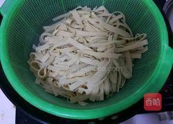 青椒炒豆皮的做法图解3