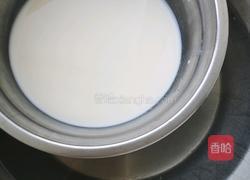 草莓慕斯蛋糕的做法图解5