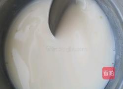 草莓慕斯蛋糕的做法图解7