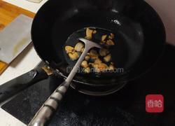 肉炒马蜂菜的做法图解3