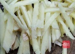 香浓鱼头汤的做法图解3