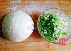 美味家常葱花烙饼的做法图解2