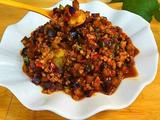 茄丁土豆泥配肉丁的做法[图]