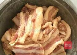 油炸五花肉的做法图解2