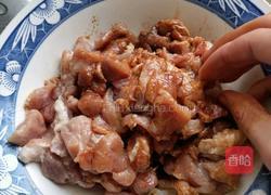 芹菜炒肉的做法图解2