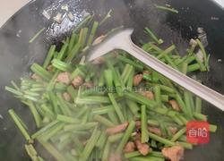 芹菜炒肉的做法图解8