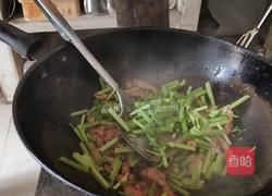 绿豆芽炒芹菜的做法图解6
