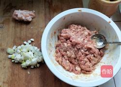 白菜豆腐丸子汤的做法图解2