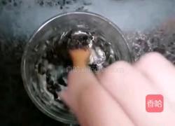 焦糖奶茶的做法图解1