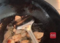 五花肉爆炒香干西芹的做法图解7