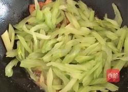 五花肉爆炒香干西芹的做法图解9