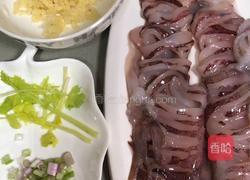 蒜蓉蒸鲜鱿鱼的做法图解2