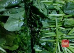 粉条鸡蛋炖菠菜的做法图解1