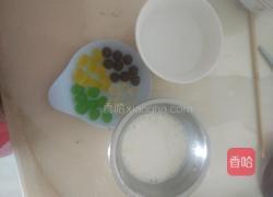 彩色布丁的做法图解1
