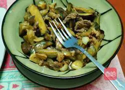 Illustration of how to make eggplant and beef stir-fry 4